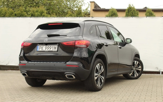 Mercedes-Benz GLA cena 147000 przebieg: 32600, rok produkcji 2020 z Stryków małe 121